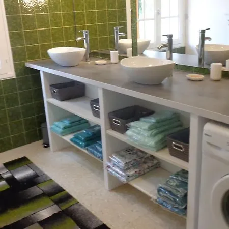 Holiday home Maison Independante Sur Grand Terrain Clos