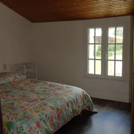 Maison Independante Sur Grand Terrain Clos *