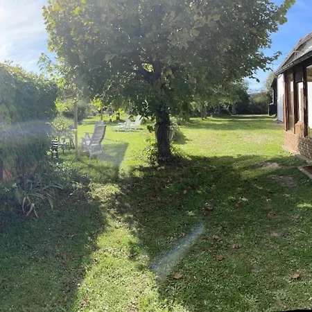 Maison Independante Sur Grand Terrain Clos Holiday home *