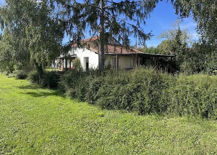 Maison Independante Sur Grand Terrain Clos Дом отдыха