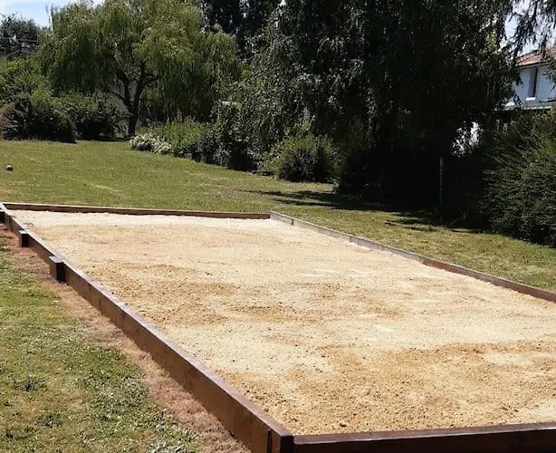 Дом отдыха Maison Independante Sur Grand Terrain Clos