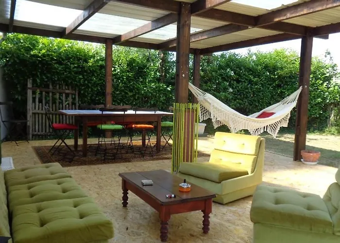 Maison Independante Sur Grand Terrain Clos