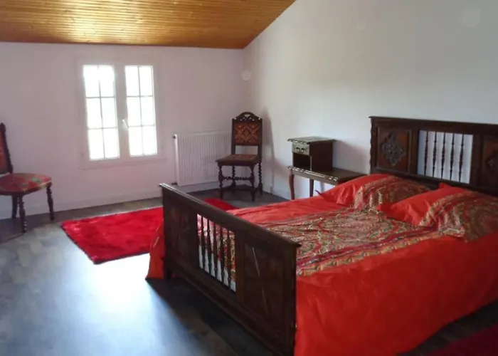 Дом отдыха Maison Independante Sur Grand Terrain Clos *