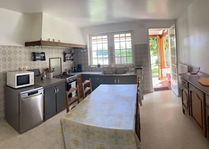 Maison Independante Sur Grand Terrain Clos *